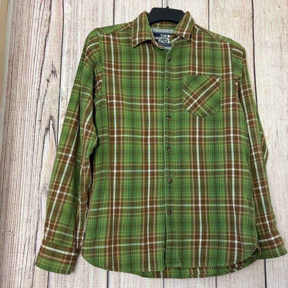 The North Face Mens Plaid Long Sleeve Button up shirt size Small
